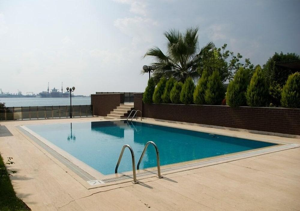 Blue Marine Hotel Sekerpinari Extérieur photo