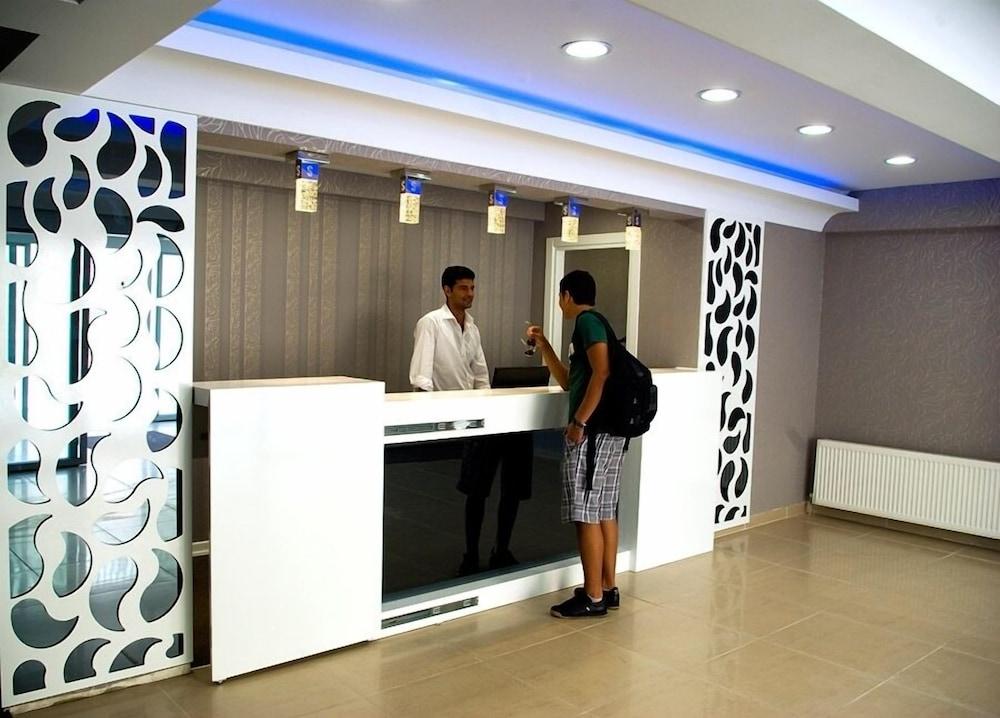 Blue Marine Hotel Sekerpinari Extérieur photo