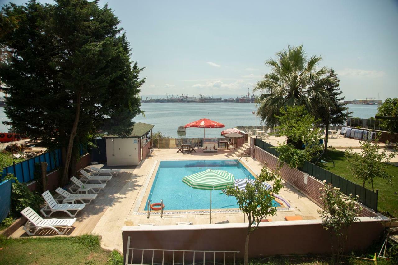 Blue Marine Hotel Sekerpinari Extérieur photo