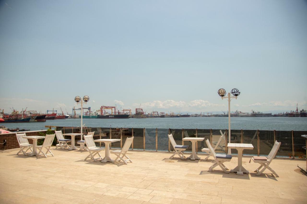 Blue Marine Hotel Sekerpinari Extérieur photo